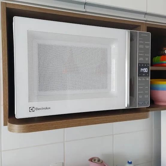 Microondas Eletrolux 23L - Foto 4