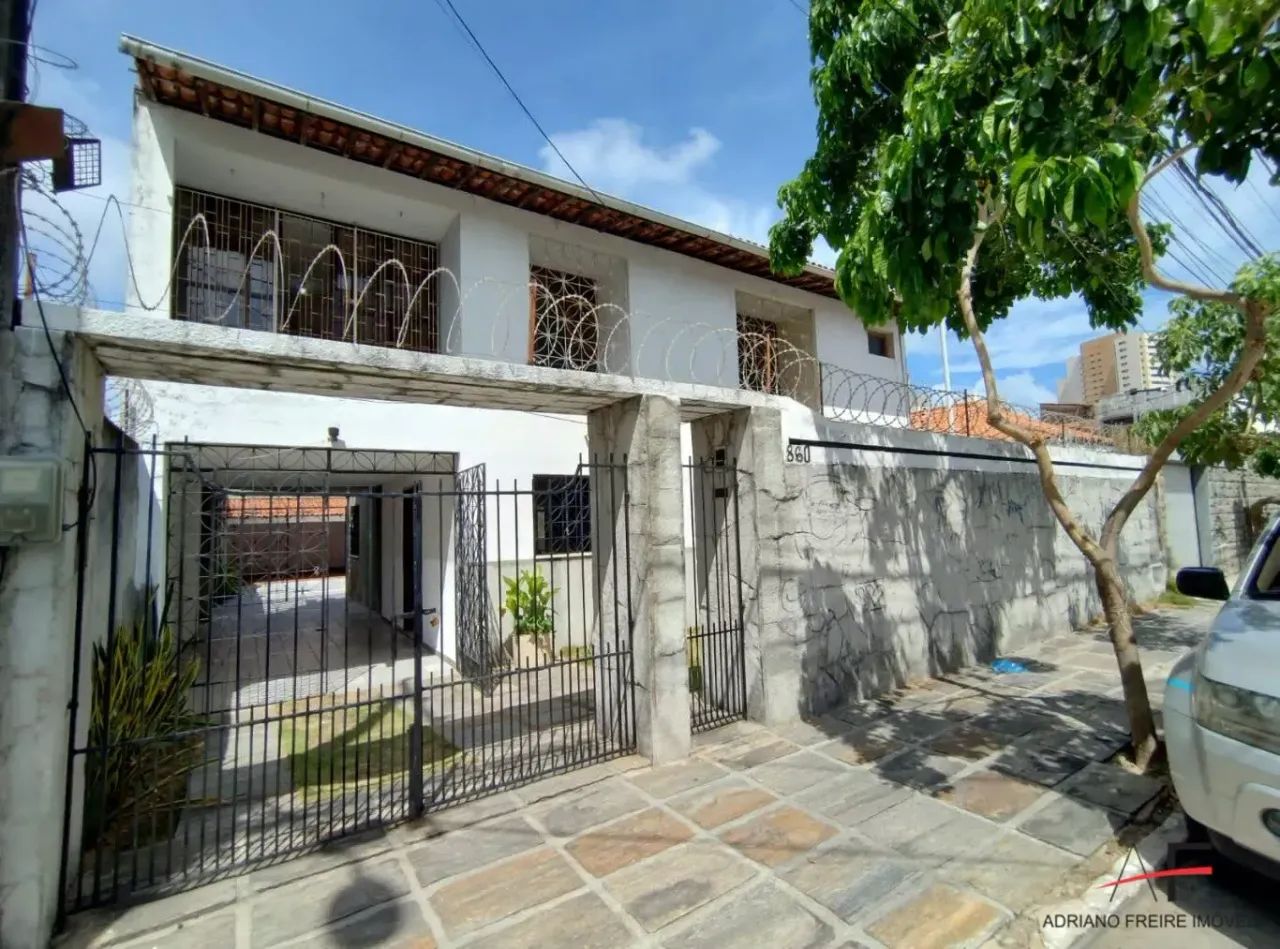 Casa Comercial Duplex com 6 quartos para locação na Varjota - CA72368