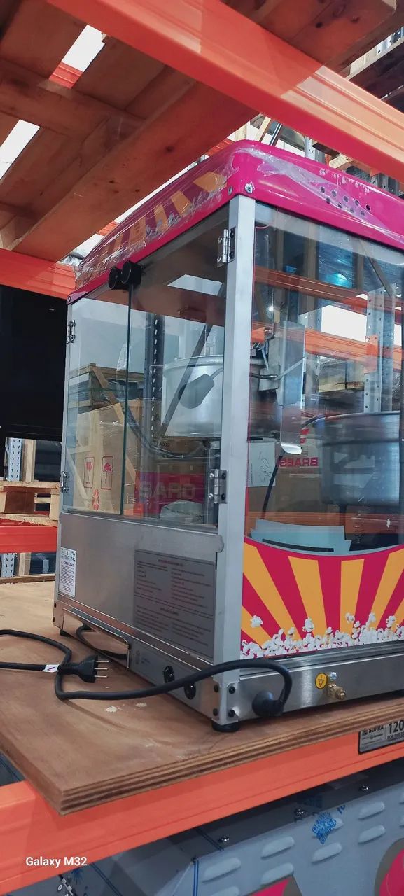 Máquina de Pipoca Profissional - Ideal para Comércio