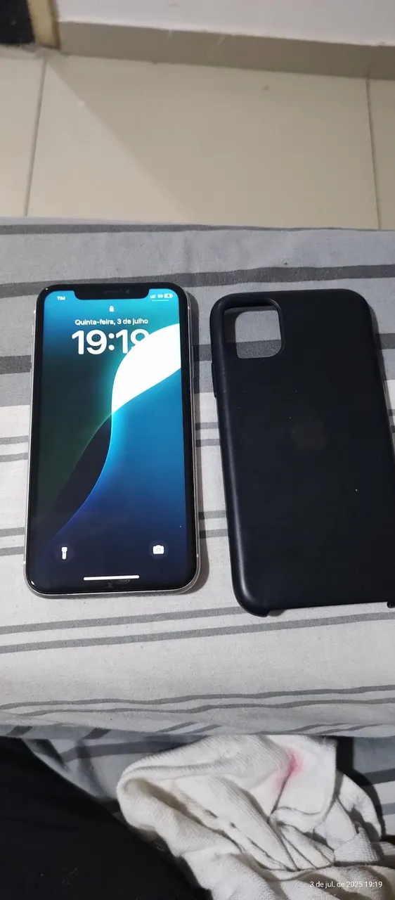 iPhone XR todo original