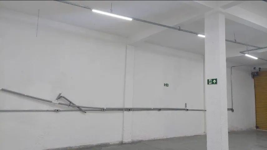Imóvel Cordeiro,  736 metros, 5 salas,  4 WC, dois espaços   livres com mais de 300 metros - Foto 3