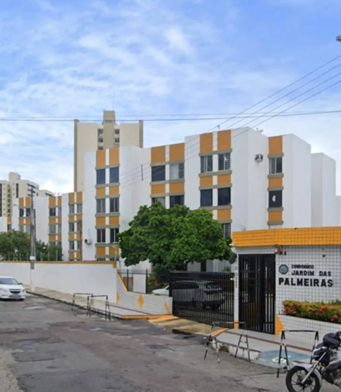 Apartamento a venda no Condomínio Jardim das Palmeiras, 3 quartos 1 Suíte no Bairro Luzia