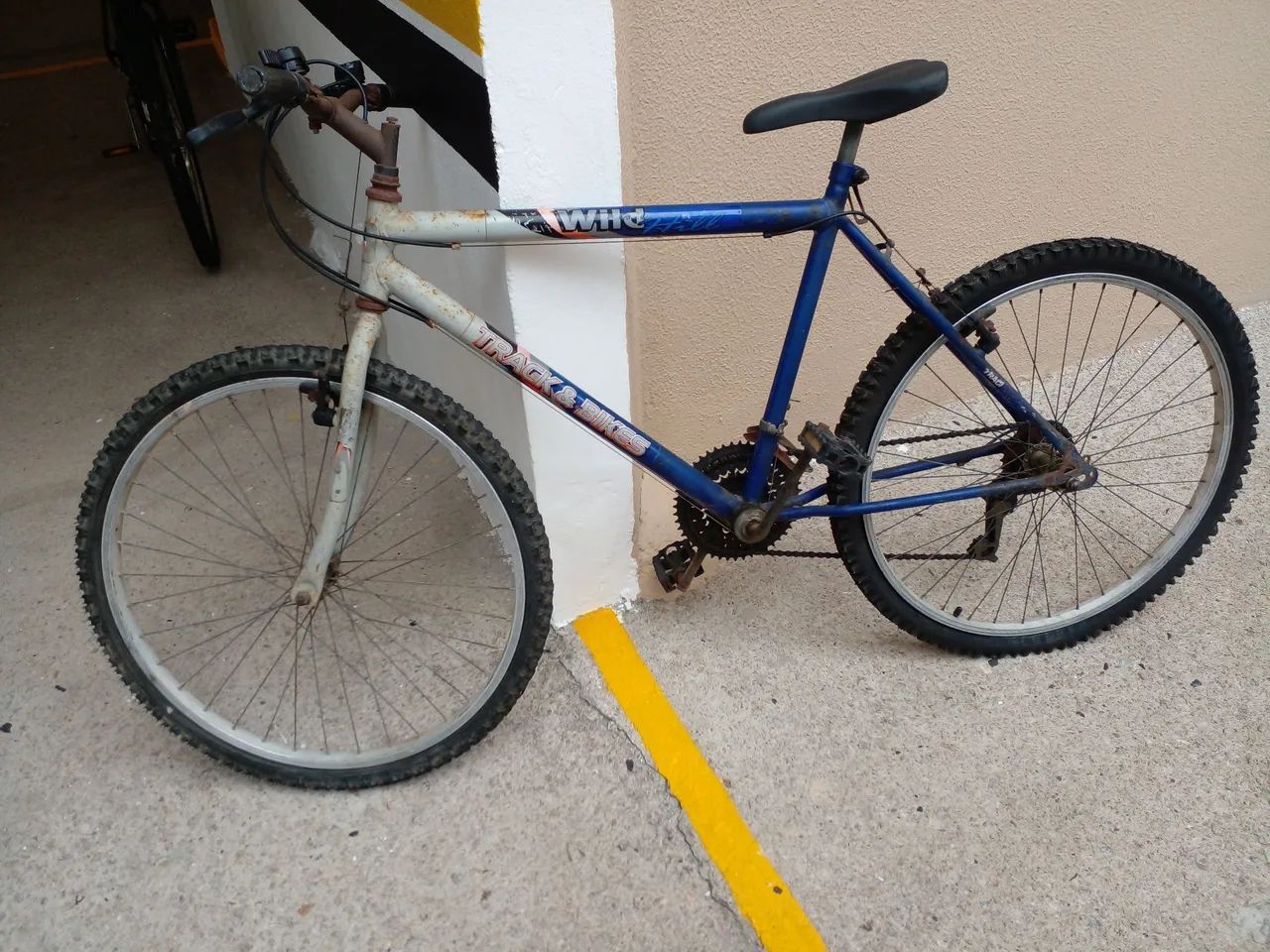Bicicleta aro 26 18 marchas  - Foto 2