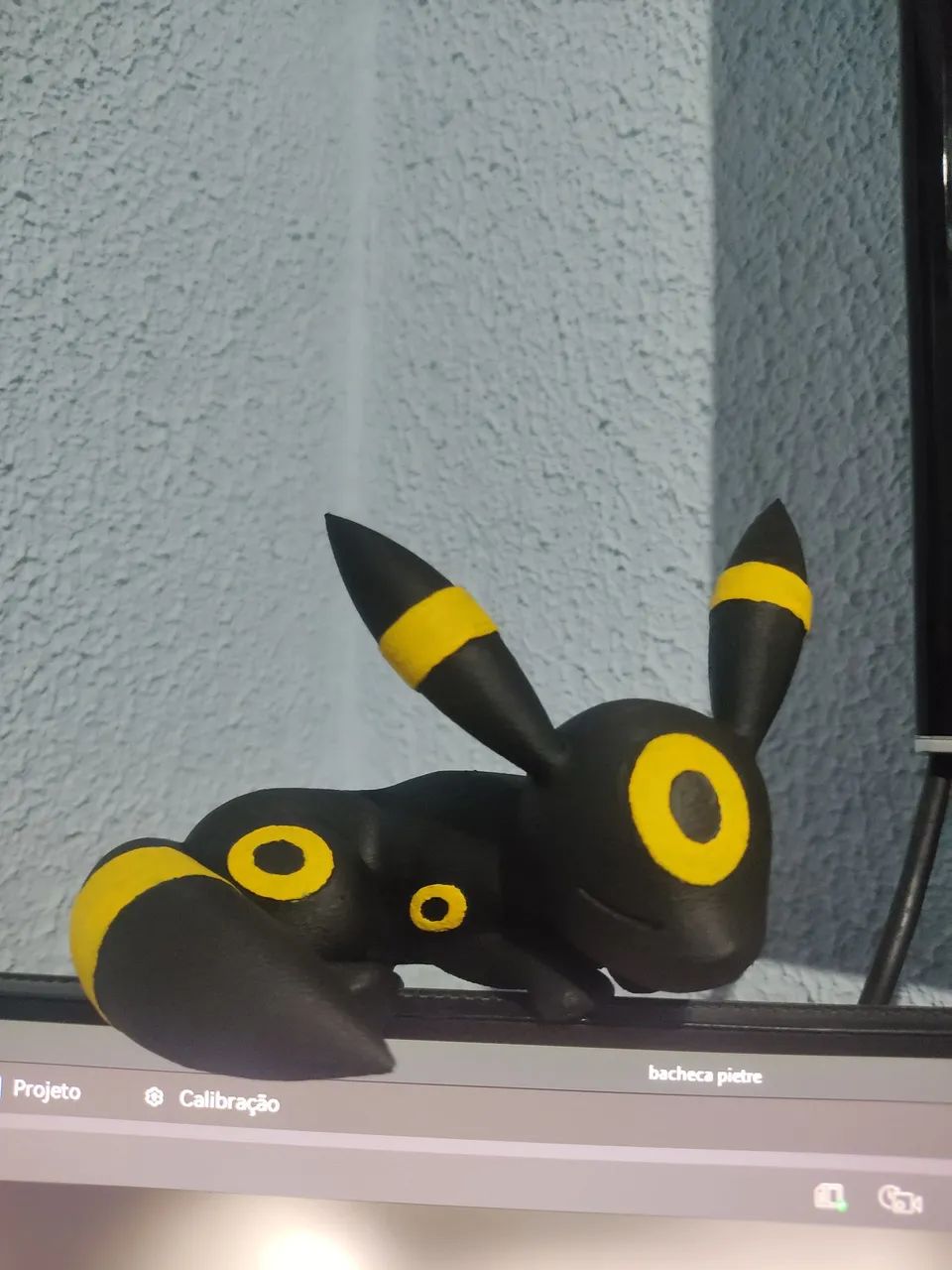 Umbreon Dorminhoco - Pokemon - Action Figure