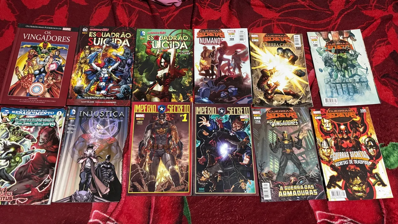 Coleção de HQs Marvel e DC