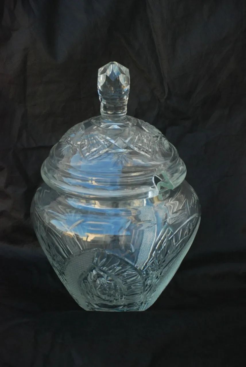 poncheira antiga vidro lapidado com 4 copos , sem concha . - Foto 3