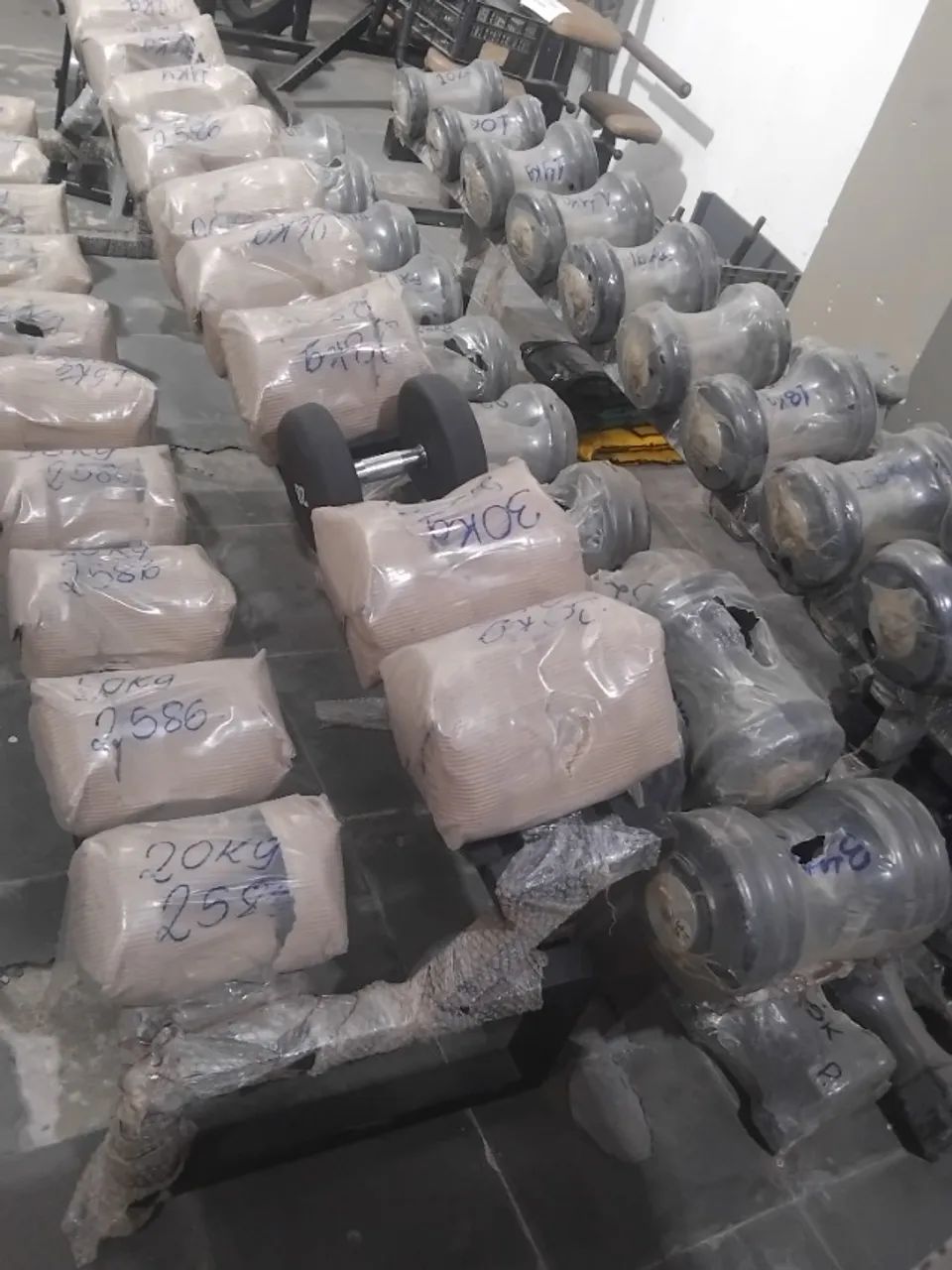 Estante de dumbells 