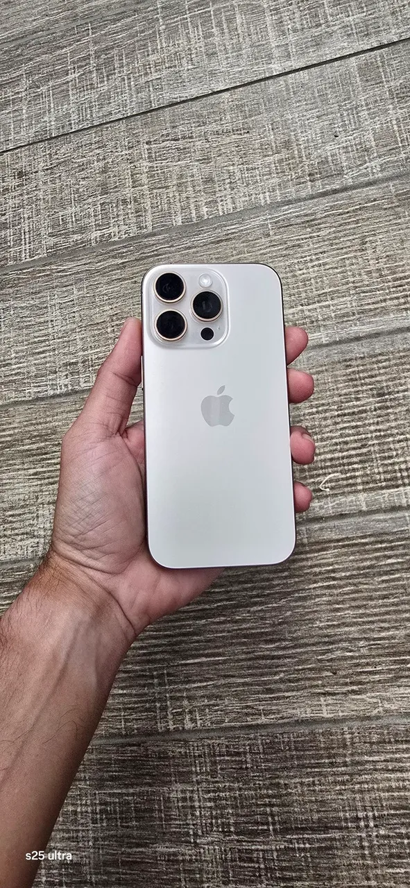 16 PRO (e-sim) 256GB 5500$ (preço único)