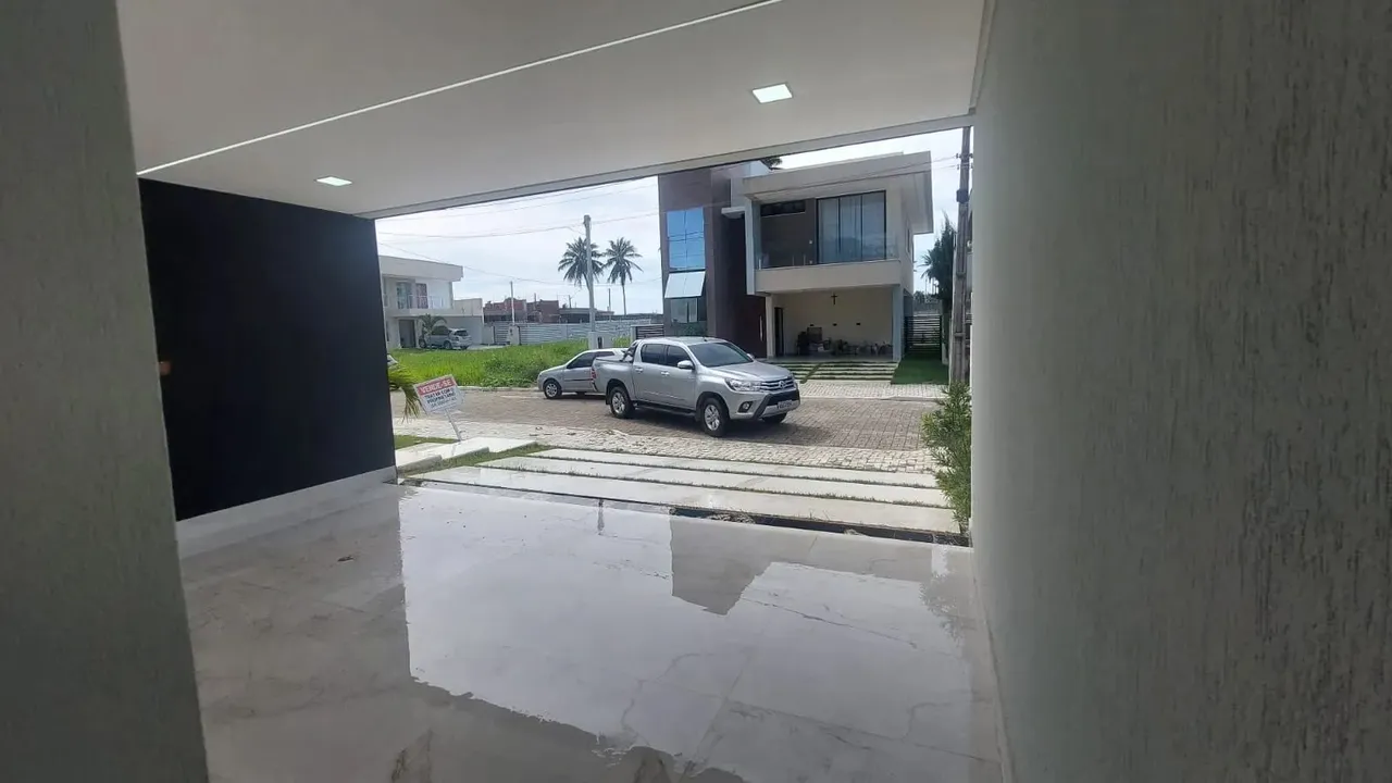 Vende-se casa no Condomínio Cajupiranga Clube