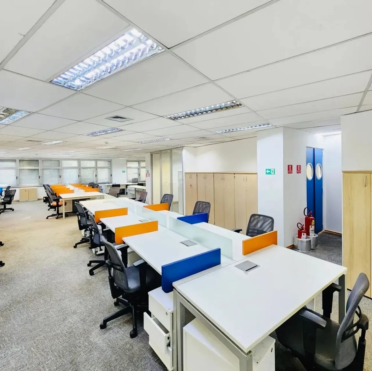 Sala/Conjunto para aluguel possui 560 metros quadrados MOBILIADO em Vila Olímpia - São Pau