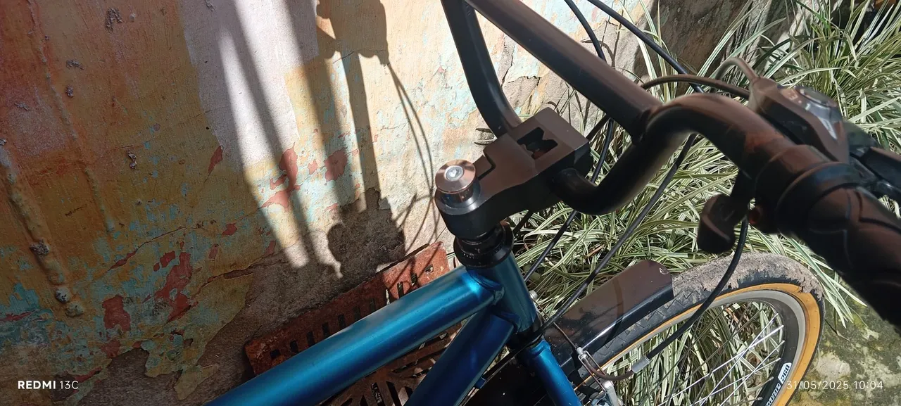 Bicicleta Urbana Azul com Marchas