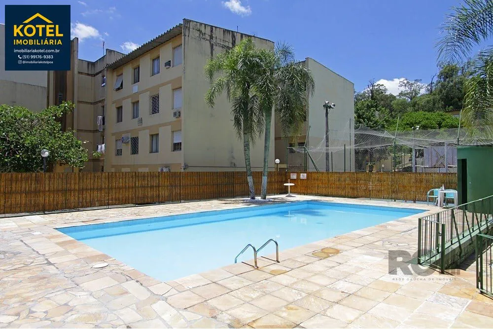 Apartamento com 02 quartos e 01 vaga escriturada e coberta, na Av. Antônio de Carvalho