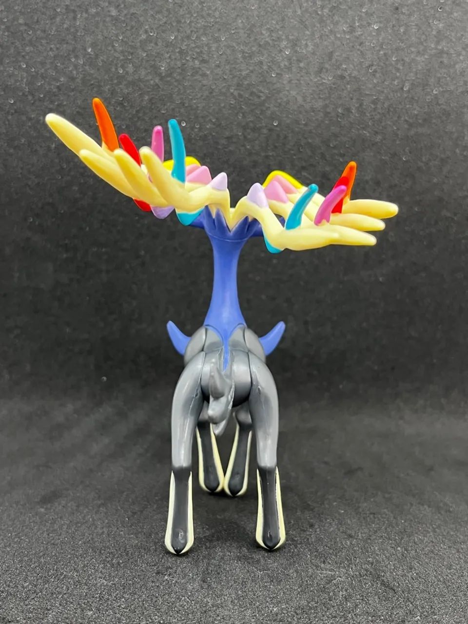 boneco pokémon xerneas da takara tomy - Foto 2