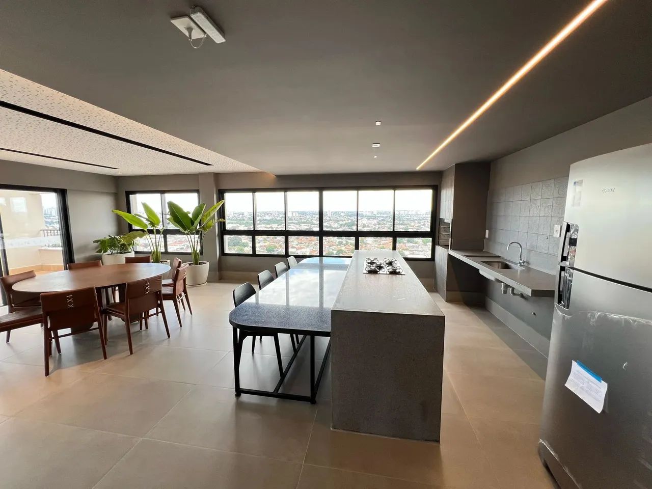 urgente -- 3 suítes de 83 m² em frente o Shopping Cerrado - pronto para morar - Foto 4