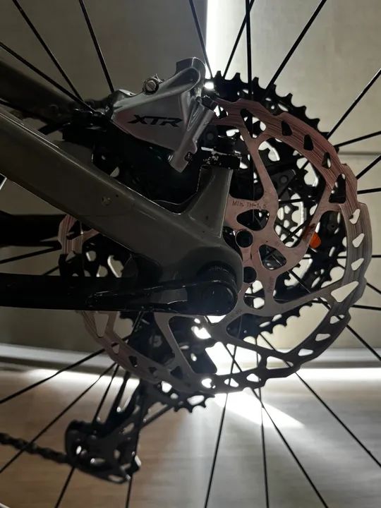 Vendo Mt Cannondale tamanho L  - Foto 3