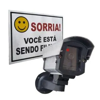 Câmera fake de segurança com luz de Led e placa sorria últimas unidades