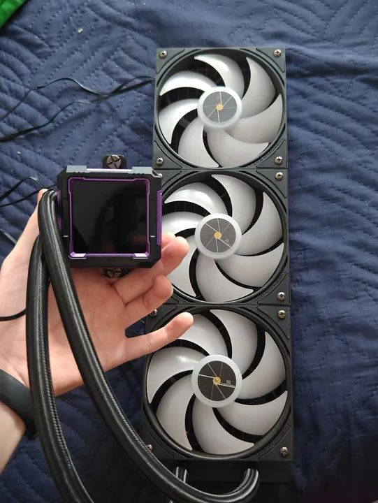 Cooler para CPU Thermalright Frozen Warframe Pro 360 ARGB Black - Foto 3