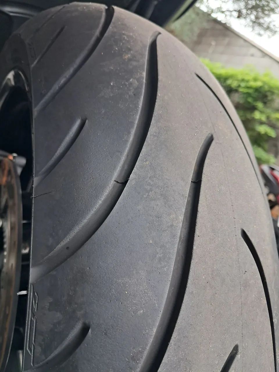 BMW F800r novinha, apenas 34mil km, revisada nós mínimos detalhes, moto na loja beto motos - Foto 6