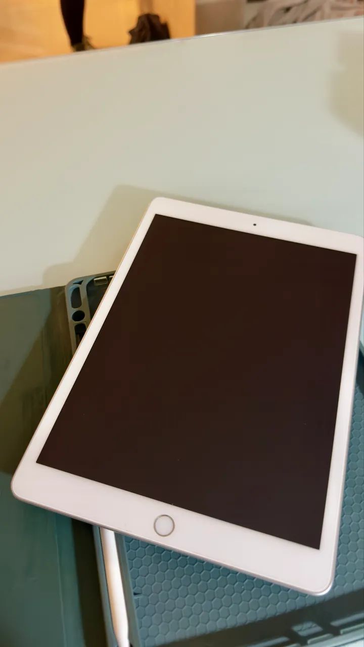 iPad 8ª geração 32 GB + Apple Pencil original - Tablets e E