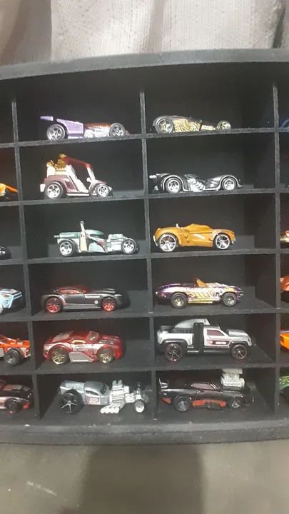 Expositor com 36 miniaturas - Foto 4