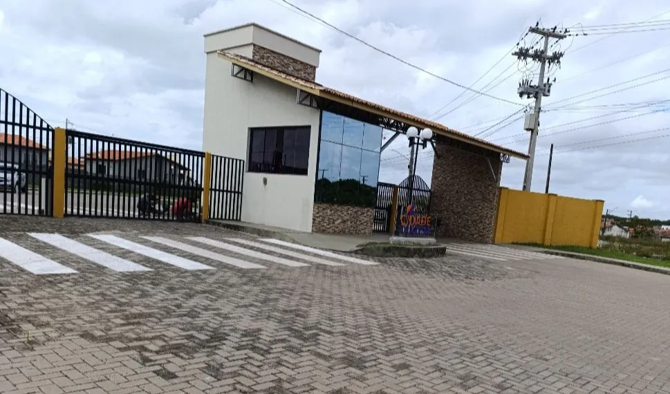 Casa para alugar em condomínio fechado