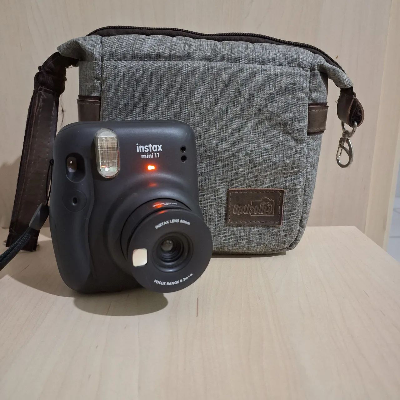 Câmera Instax Mini 11 - Tire fotos instantâneas!