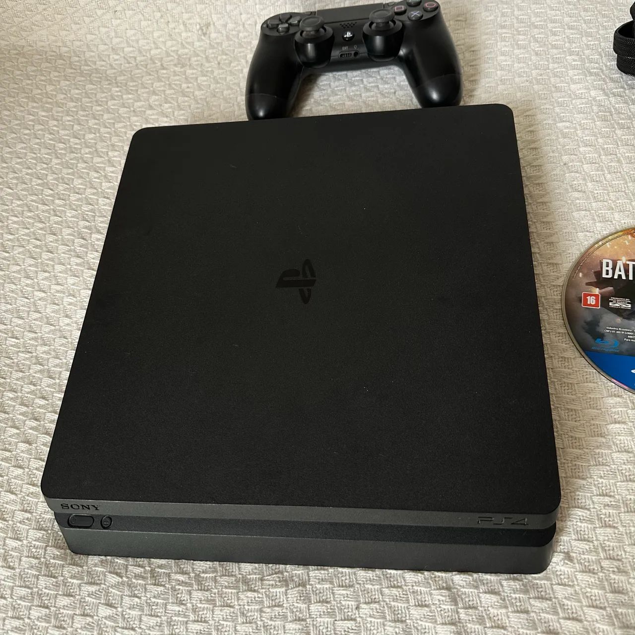 Ps4 slim de 1 tera - Foto 3