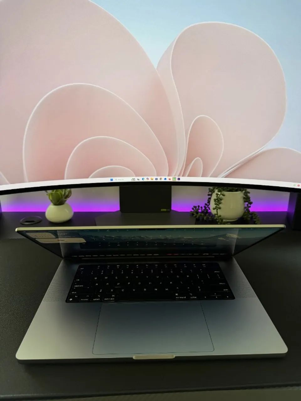 MacBook Pro 16 M1 Max 32GB 1TB | GPU 32 Núcleos - Foto 4