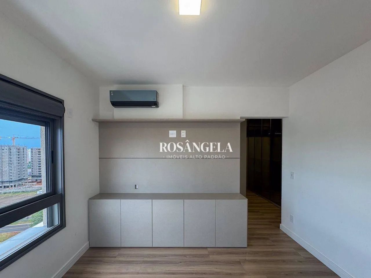 Apartamento de 197 m² com 3 suítes à venda no Holt Place - Foto 4