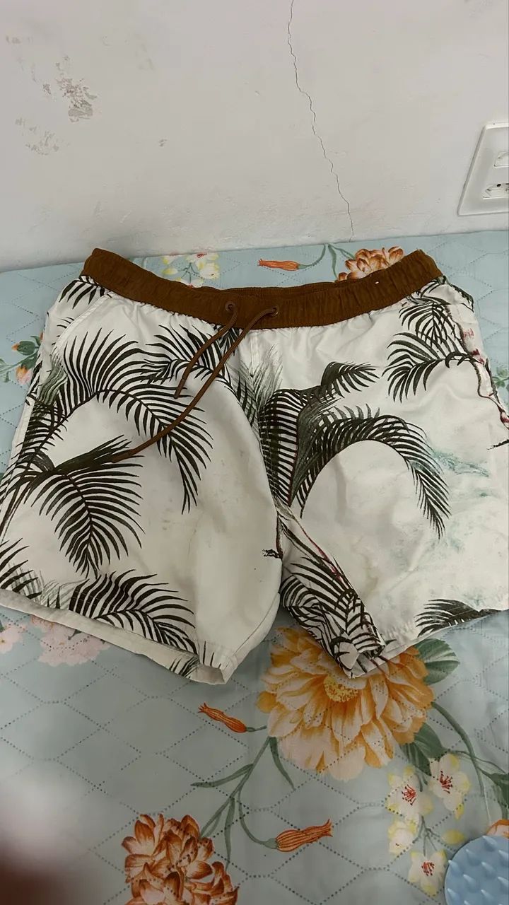 Vendo short de praia 