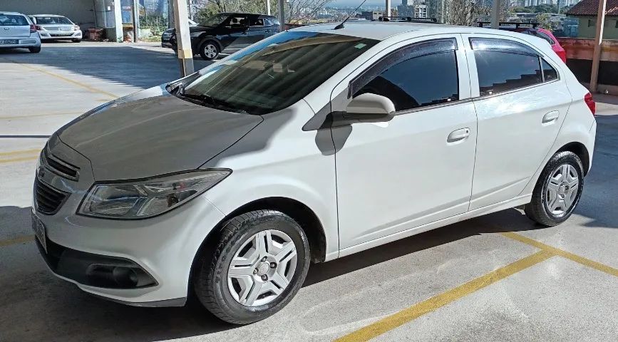 Chevrolet Onix 2013