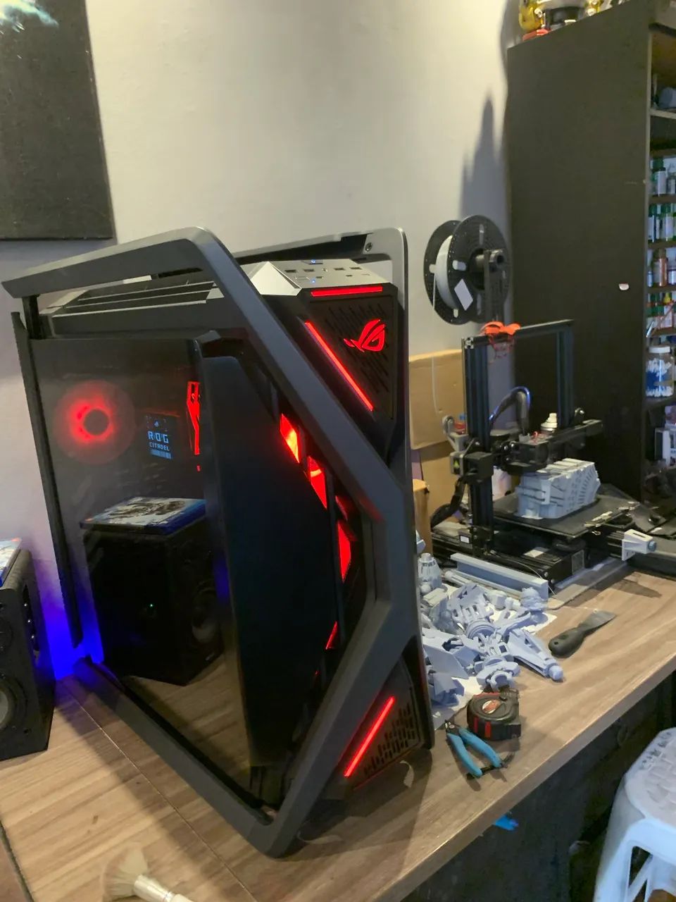 Gabinete gamer rog hyperion 