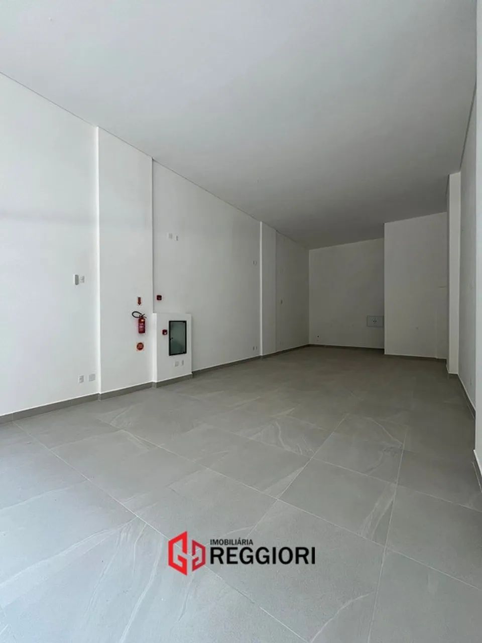 LOCAÇÃO SALA COMERCIAL 90m² BAIRRO NAÇÕES EM BC - Foto 3