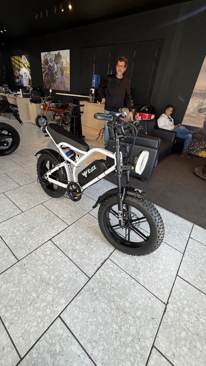 Bicicleta elétrica novíssima  - Foto 4