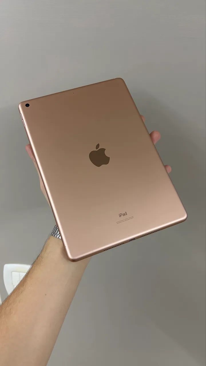VENDO OU TROCO, preço negociável) iPad 7ª Geração 32GB Rose Gold