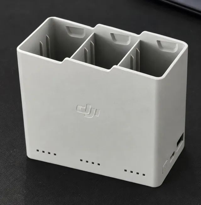 HUB PARA BATERIA DJI MINI 3 / 3 PRO E MINI 4 PRO - SEMI NOVO