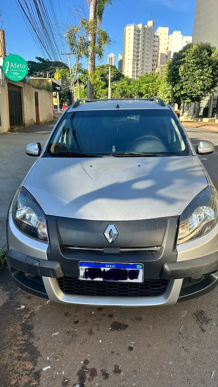 Renault Sandero SANDERO STEPWAY Hi-Flex 1.6 16V 5p Aut. 2013