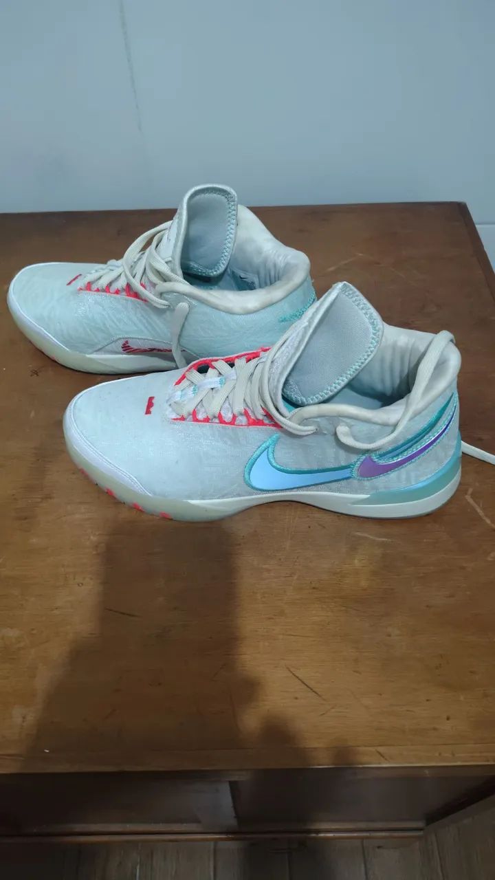 Tênis Nike Nxxt Genisus