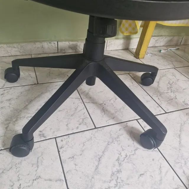 Cadeira de escritório - Foto 4
