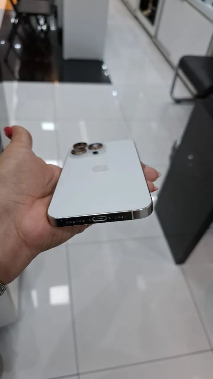 IPhone 15 Pro Max 256 - Foto 3