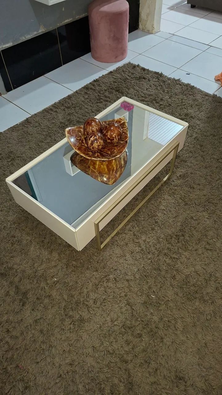Mesa de centro completo com decoração..