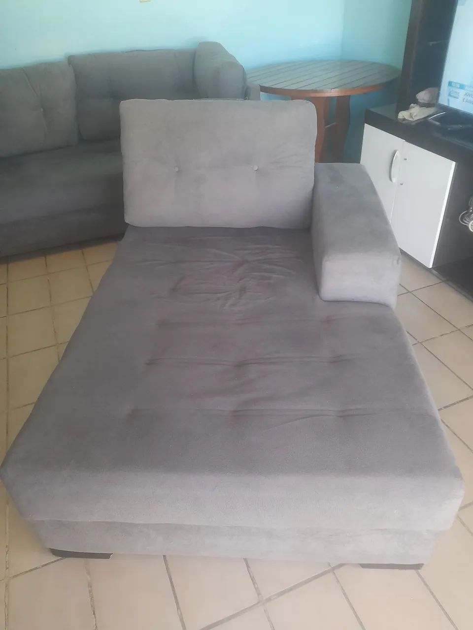 Vendo encosto e braço de sofa em sede cinza, peça original em bom estado...  - Foto 2