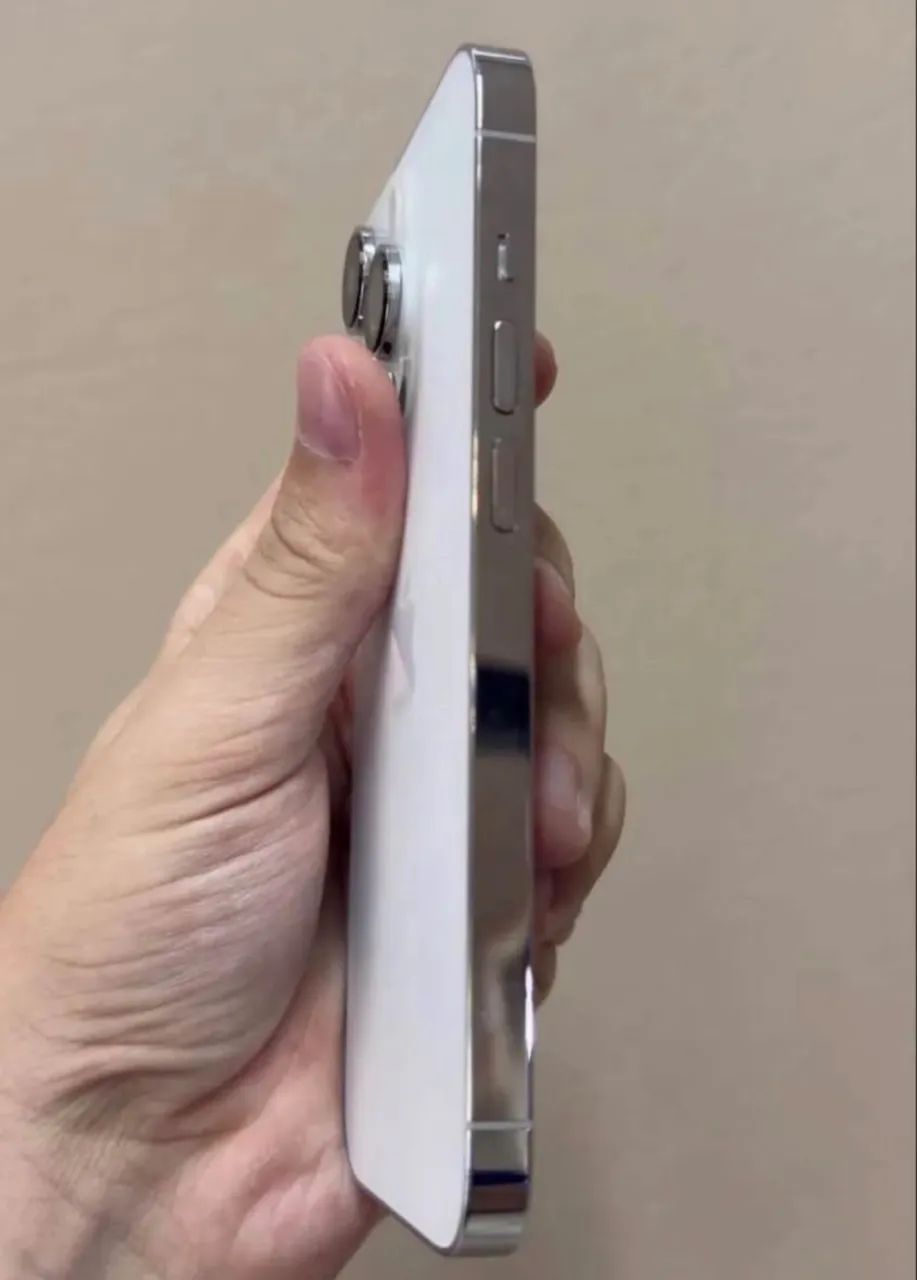 iPhone 14 Pro branco 256gb - Celulares e Smartphones - Aventureiro