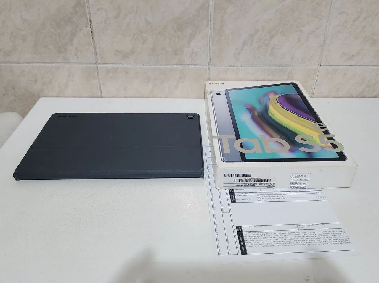 Tablet Samsung S5e (105p) com capa teclado, caixa e nota fiscal (display com defeito) - Foto 3
