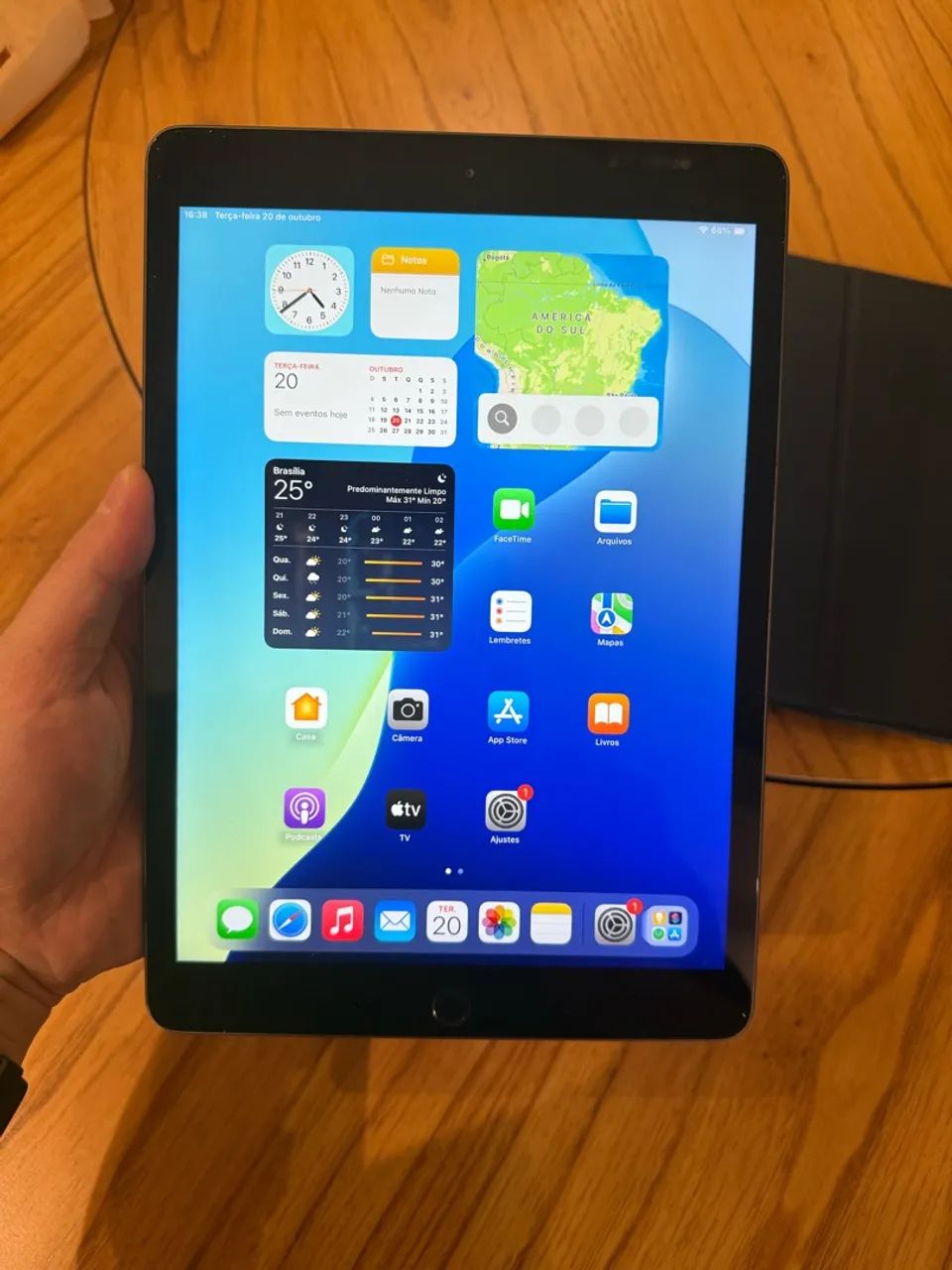 iPad 8ª Geração 32GB com caixa original  novíssimo 