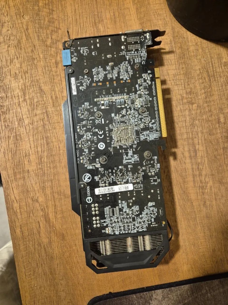 Placa de vídeo GIGABYTE R9 270X - Foto 5