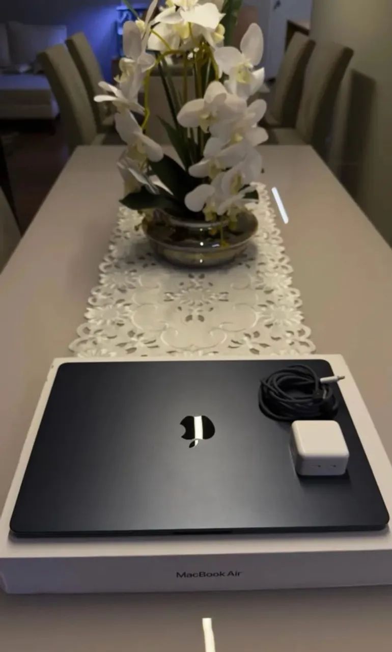 Macbook air M2 8gb - Foto 3