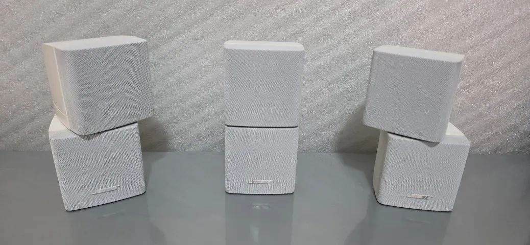 Bose Acoutismass caixas satelites 3 unidades - Foto 3
