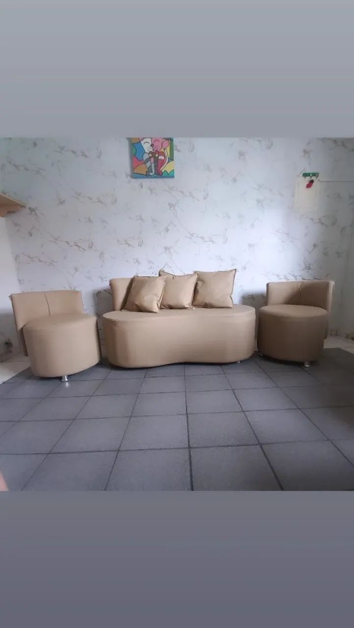 Vendo namoradeira com duas poltronas e três almofadas ? - Foto 3