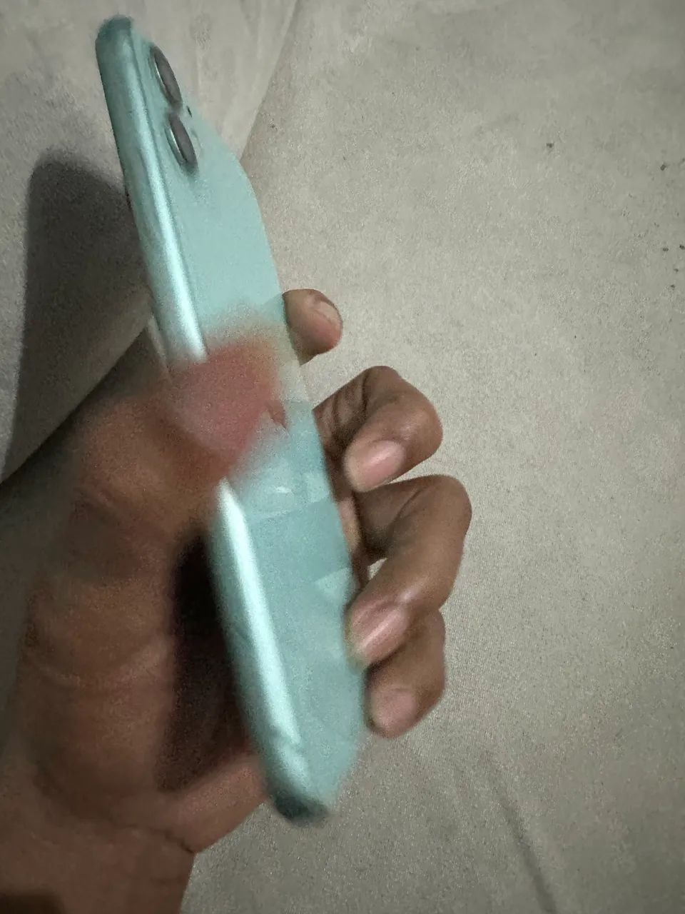 iPhone 11 64G 850 pra levar logo . Todo original  - Foto 2